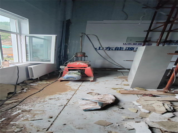 洞口地基基础下沉墙体裂缝加固注浆顶升施工