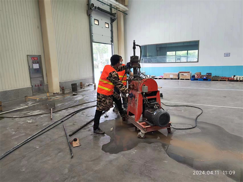 洞口厂房地面下沉塌陷注浆加固施工